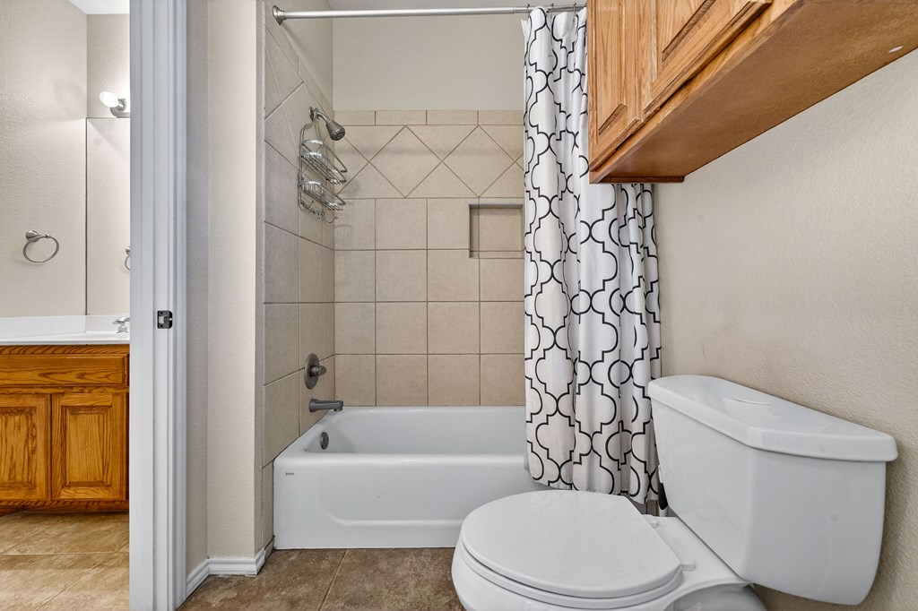 5001 Widener Strip