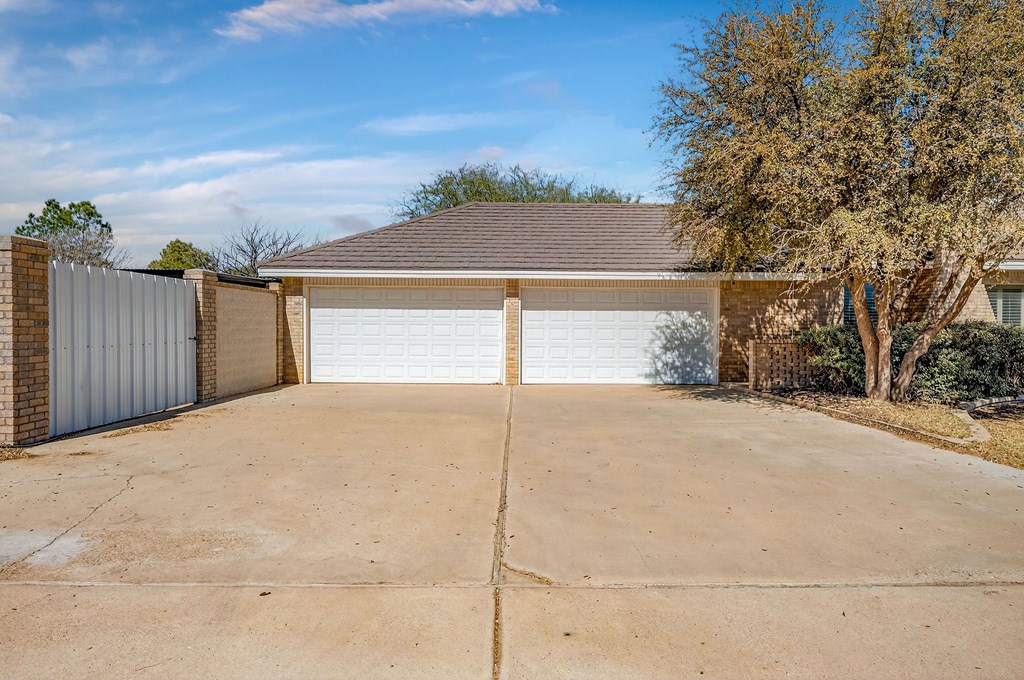 5001 Widener Strip