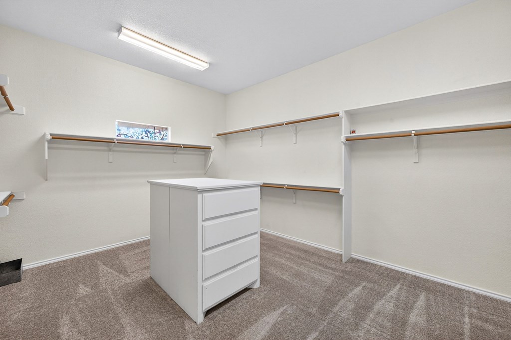 5001 Widener Strip