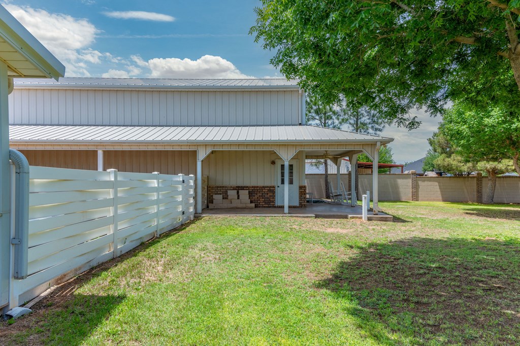 5001 Widener Strip