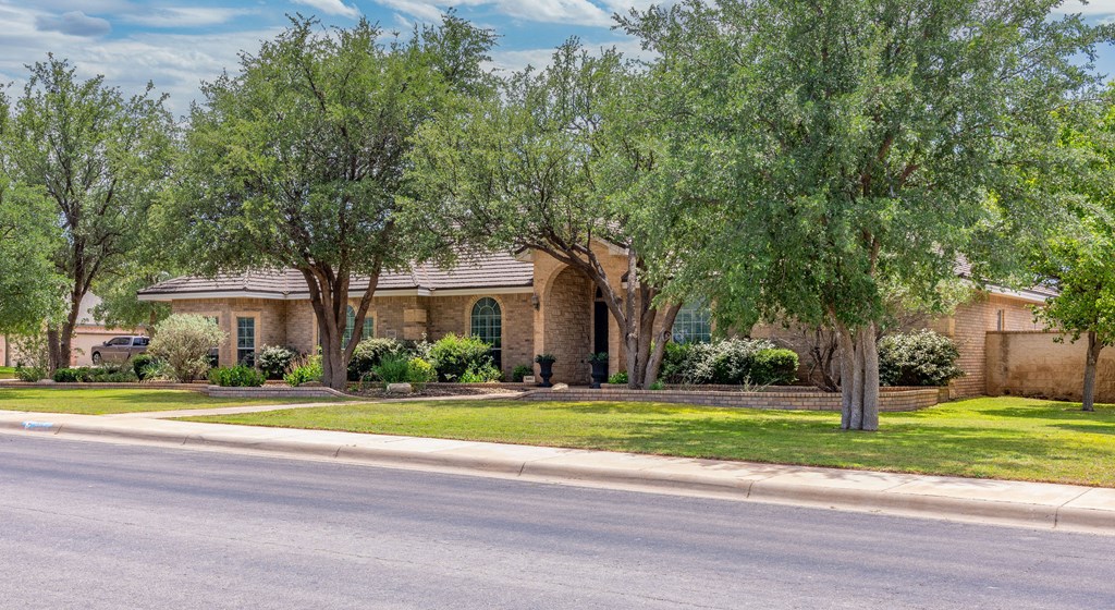 5001 Widener Strip