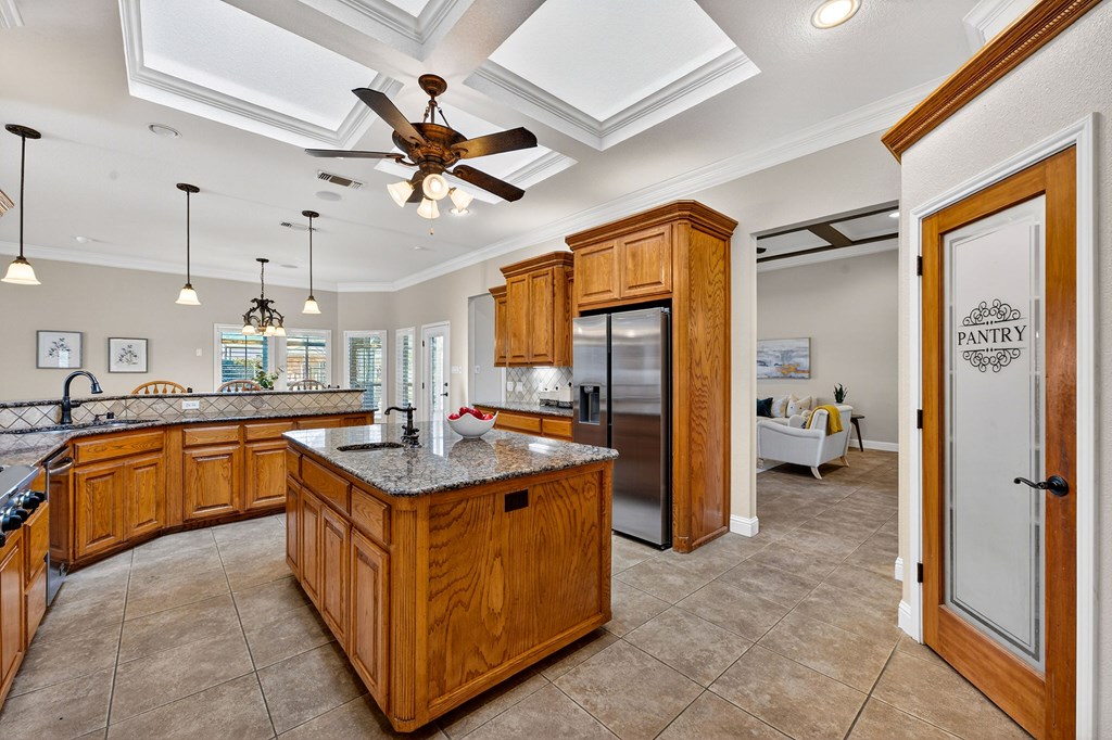 5001 Widener Strip