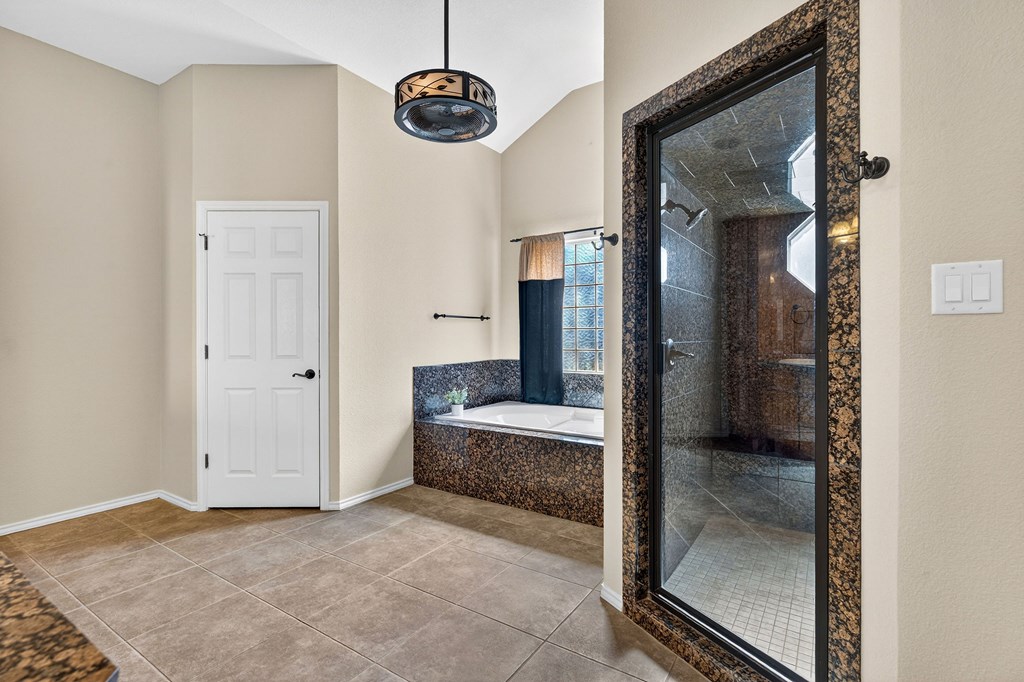 5001 Widener Strip