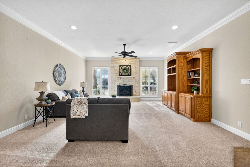 5001 Widener Strip