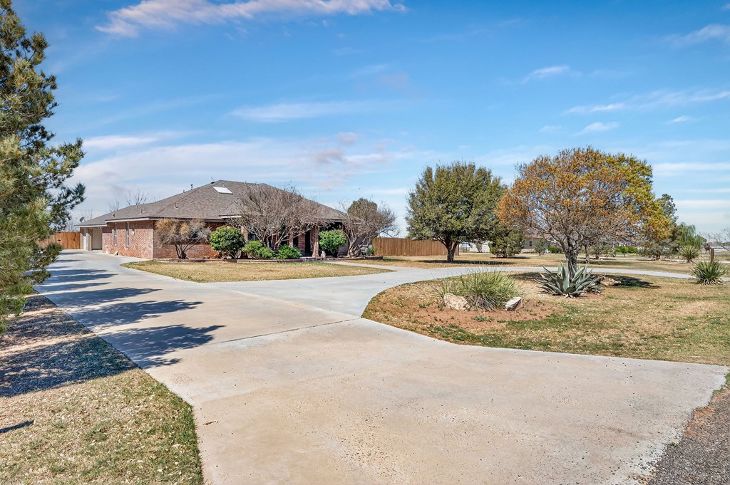 4305 N County Rd 1284