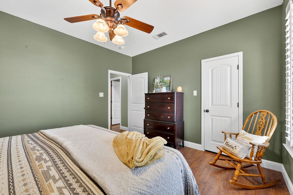 4305 N County Rd 1284