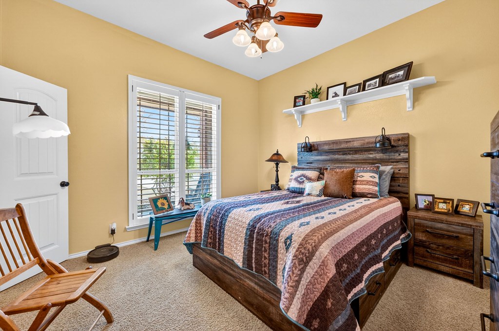 4305 N County Rd 1284