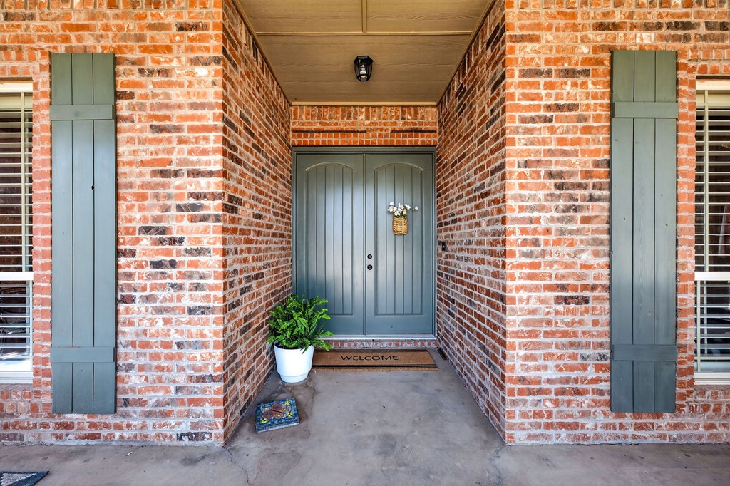 4305 N County Rd 1284