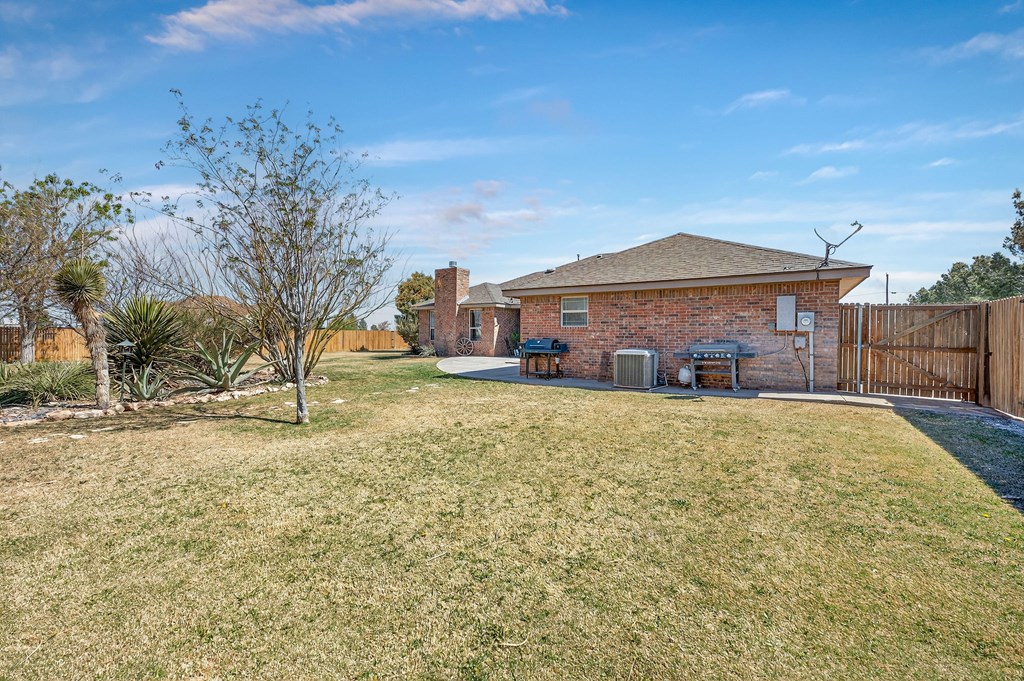 4305 N County Rd 1284