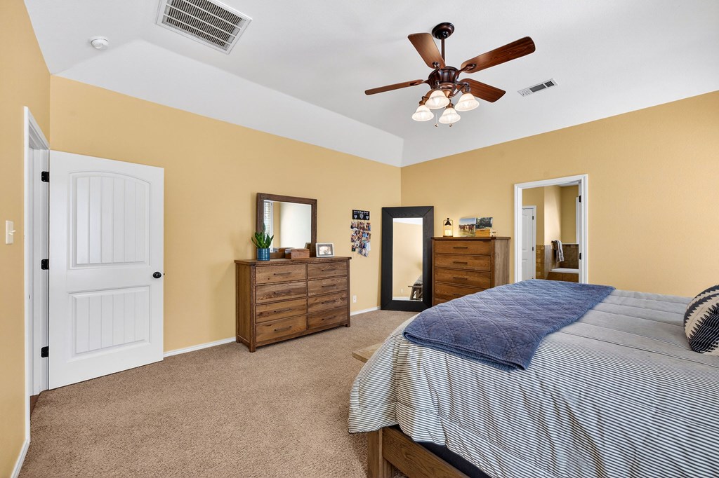 4305 N County Rd 1284