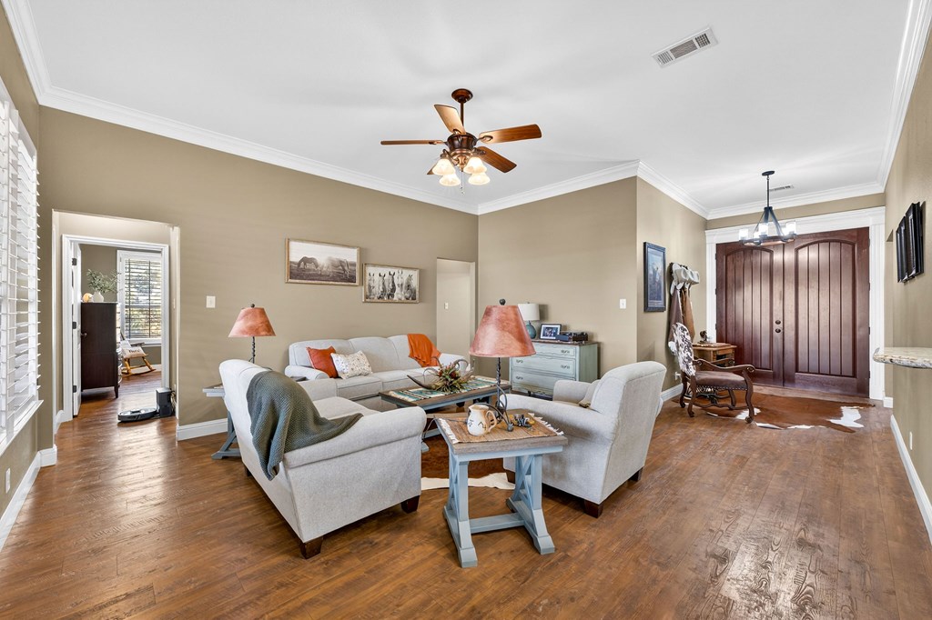 4305 N County Rd 1284