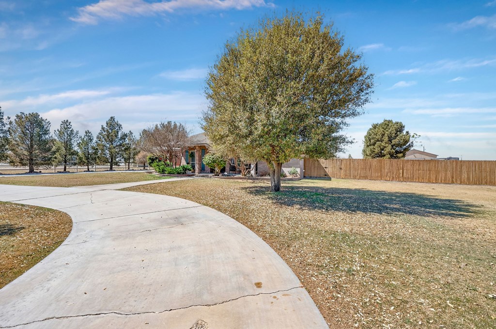 4305 N County Rd 1284