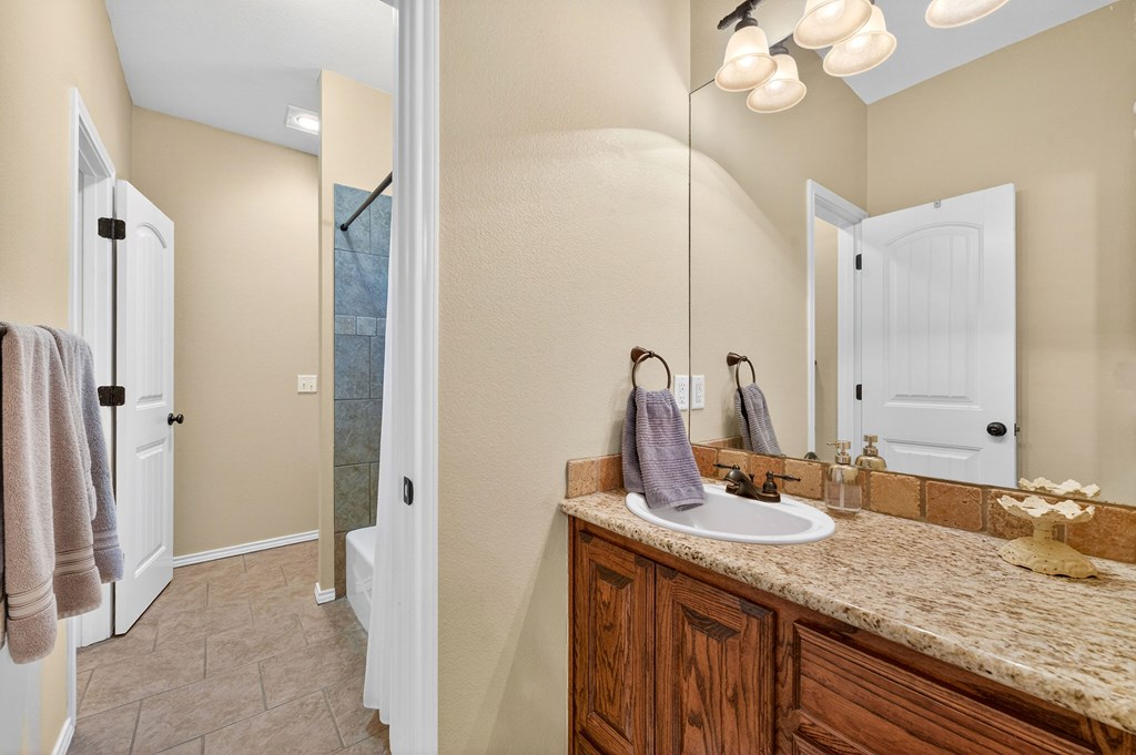 4305 N County Rd 1284