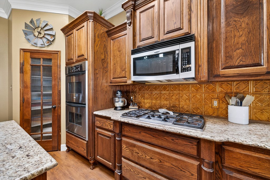 4305 N County Rd 1284