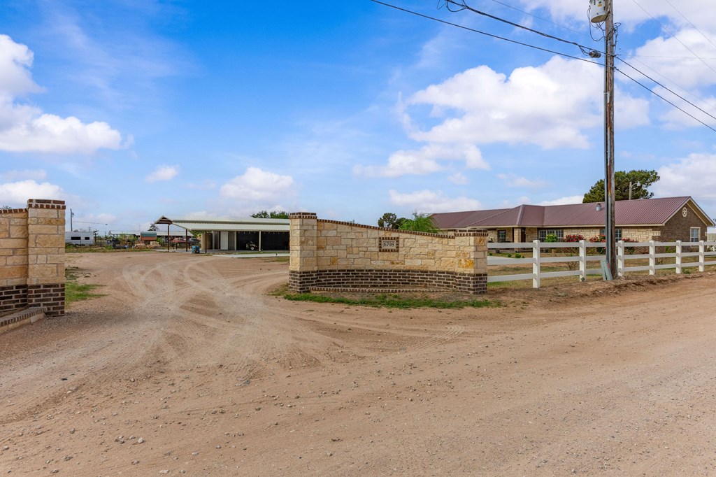 6708 E County Rd 97