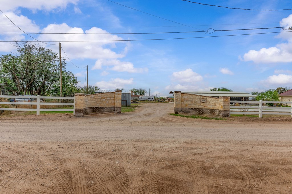 6708 E County Rd 97