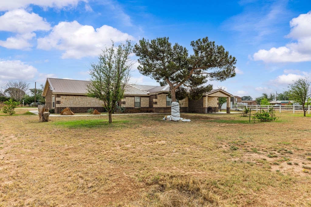 6708 E County Rd 97