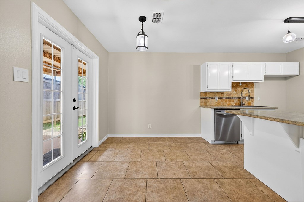 5309 San Antonio Ct