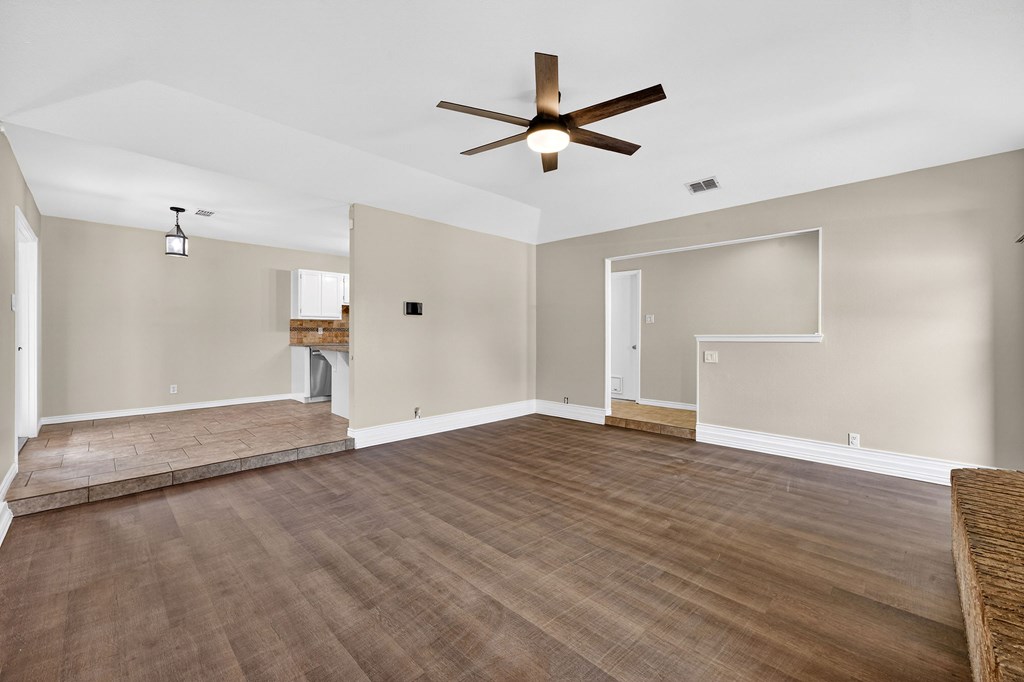 5309 San Antonio Ct