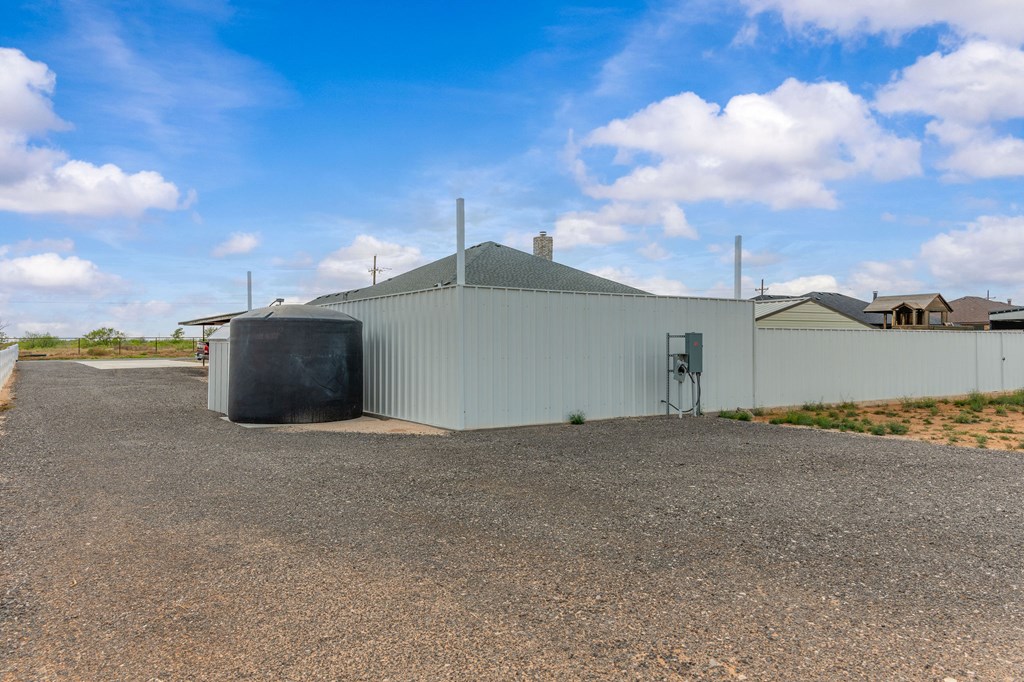 2427 S County Rd 1060