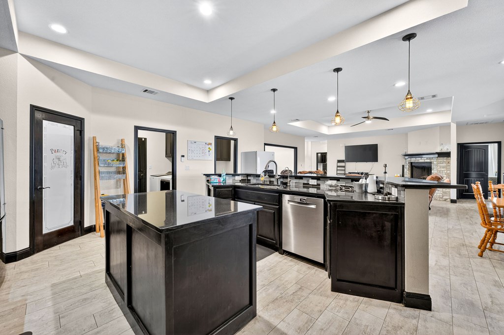 2427 S County Rd 1060