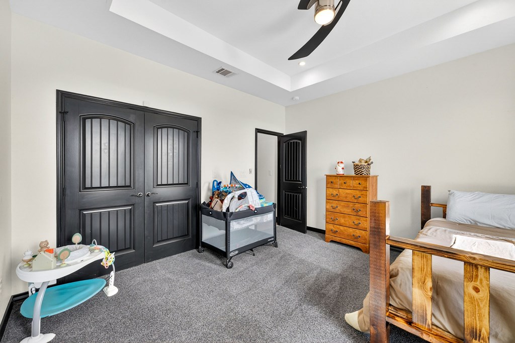 2427 S County Rd 1060