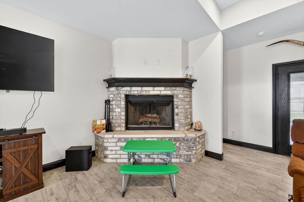 2427 S County Rd 1060