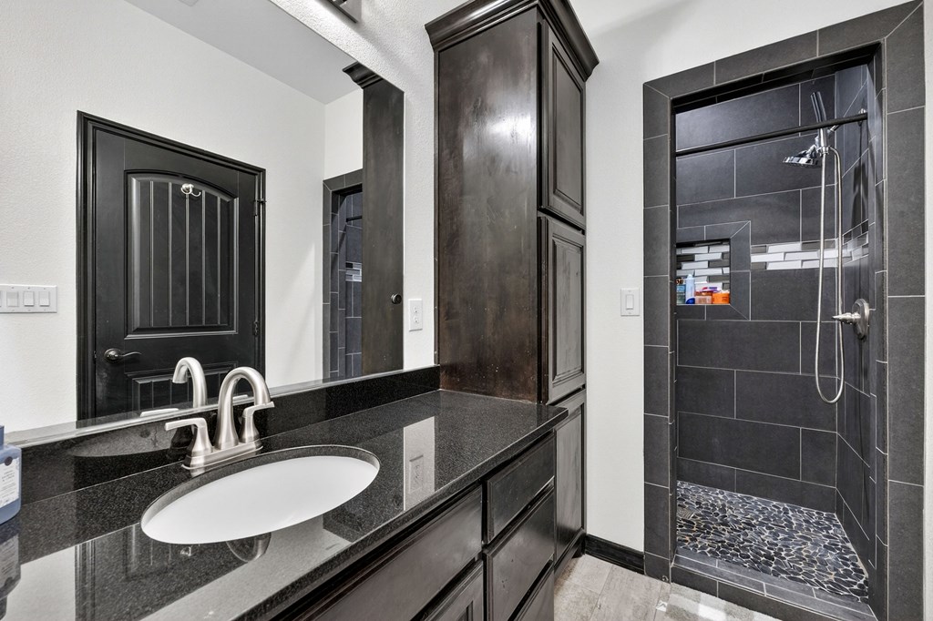 2427 S County Rd 1060