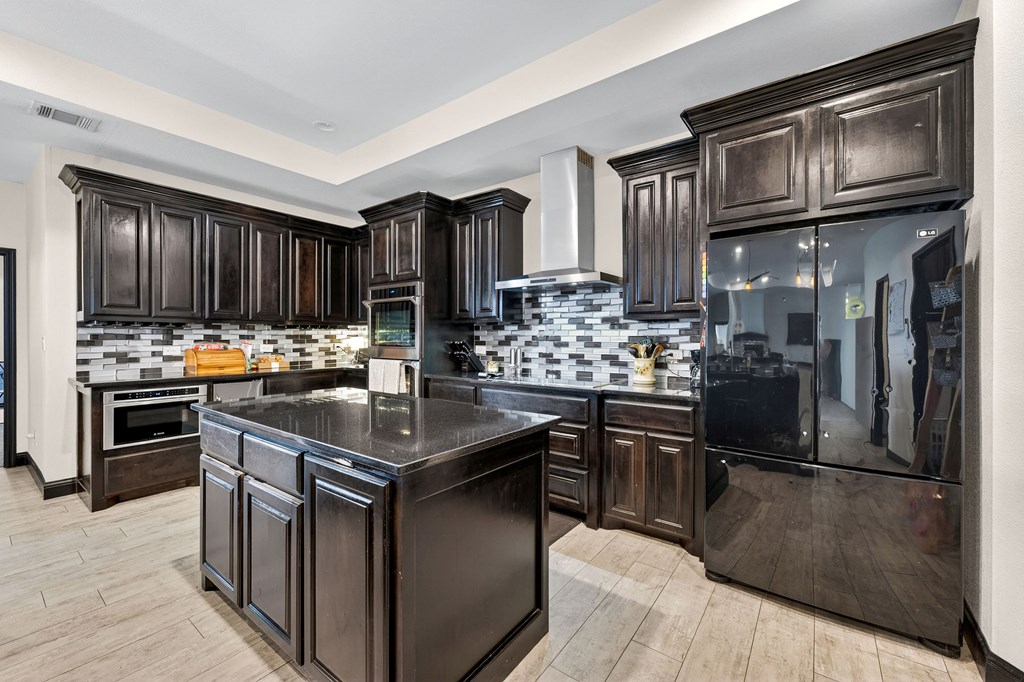 2427 S County Rd 1060