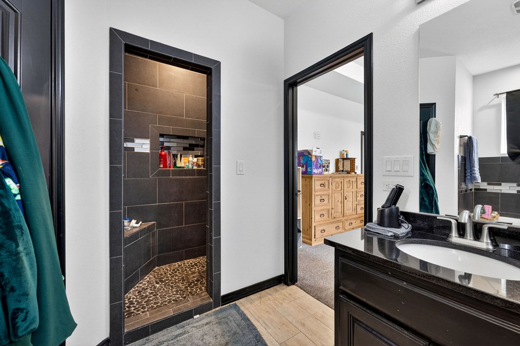 2427 S County Rd 1060