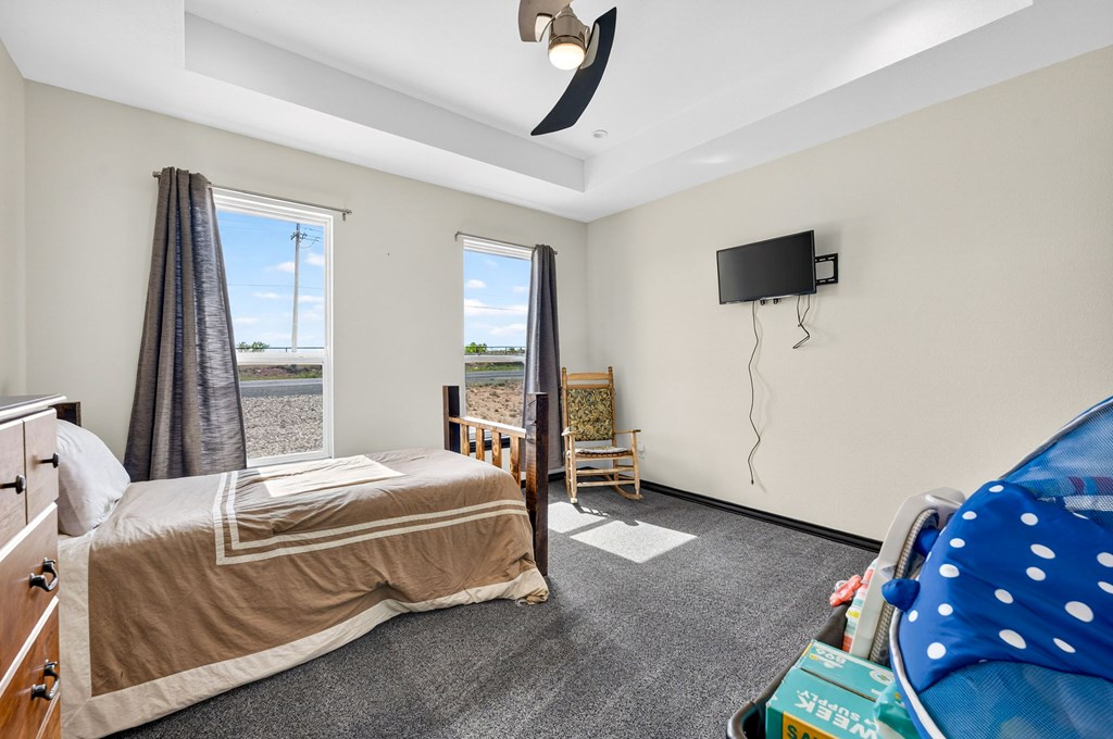 2427 S County Rd 1060