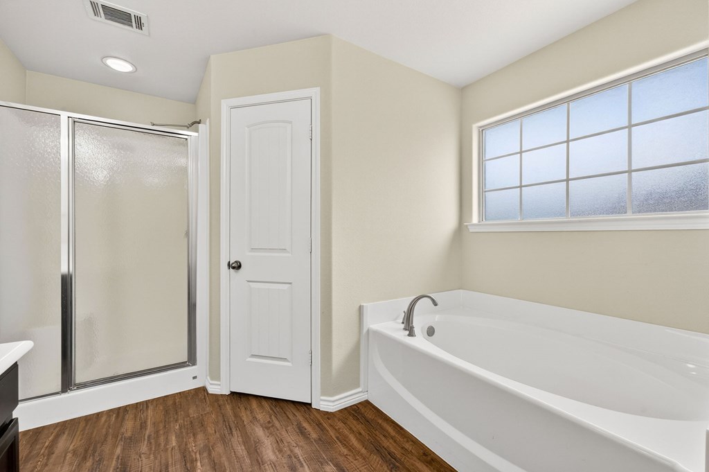 1004 Griffith Ct