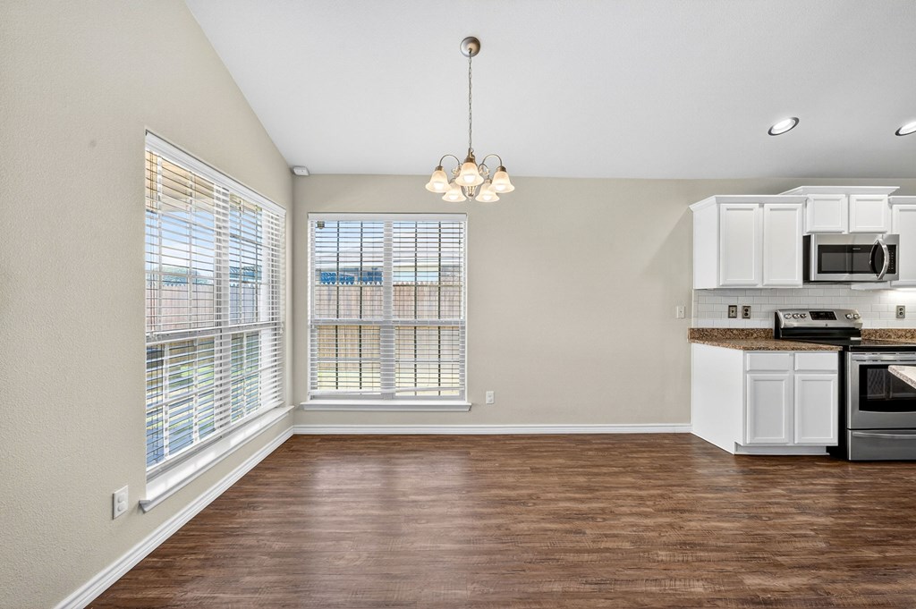 1004 Griffith Ct