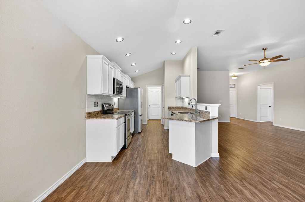 1004 Griffith Ct