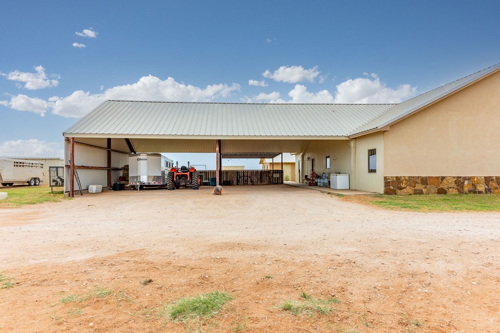 2912 County Rd C3400