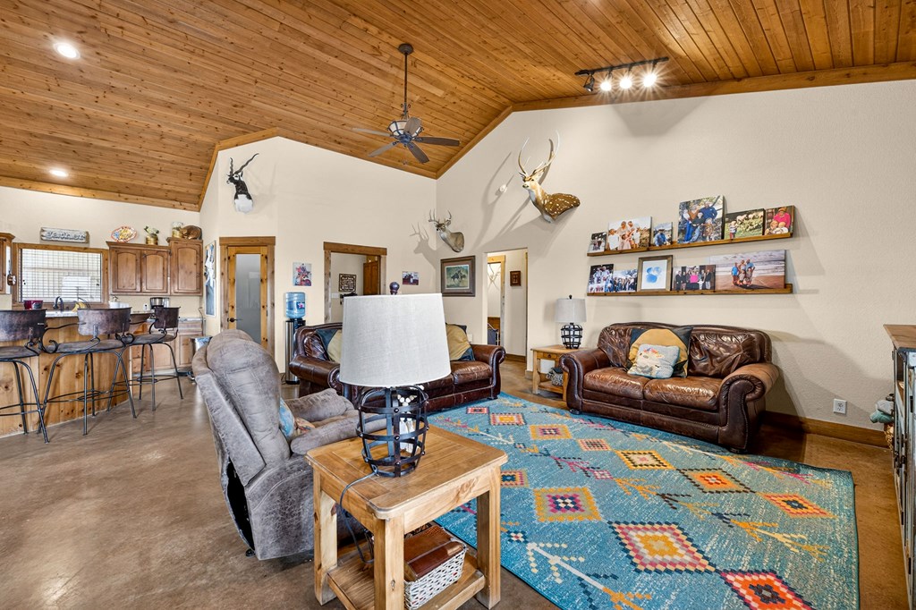 2912 County Rd C3400