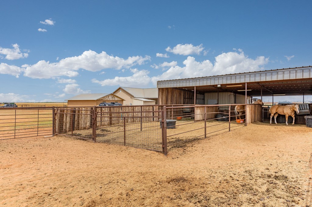 2912 County Rd C3400