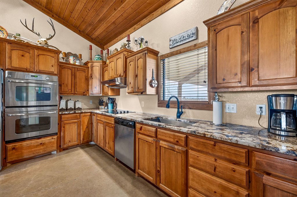 2912 County Rd C3400