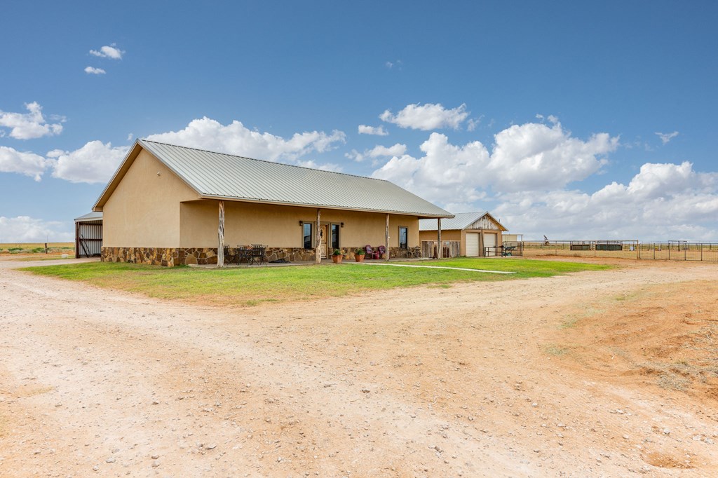 2912 County Rd C3400