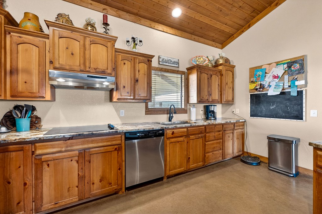 2912 County Rd C3400