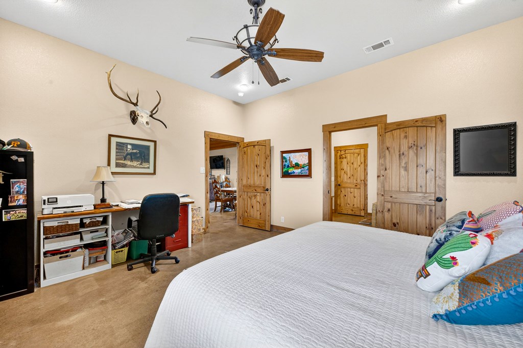 2912 County Rd C3400