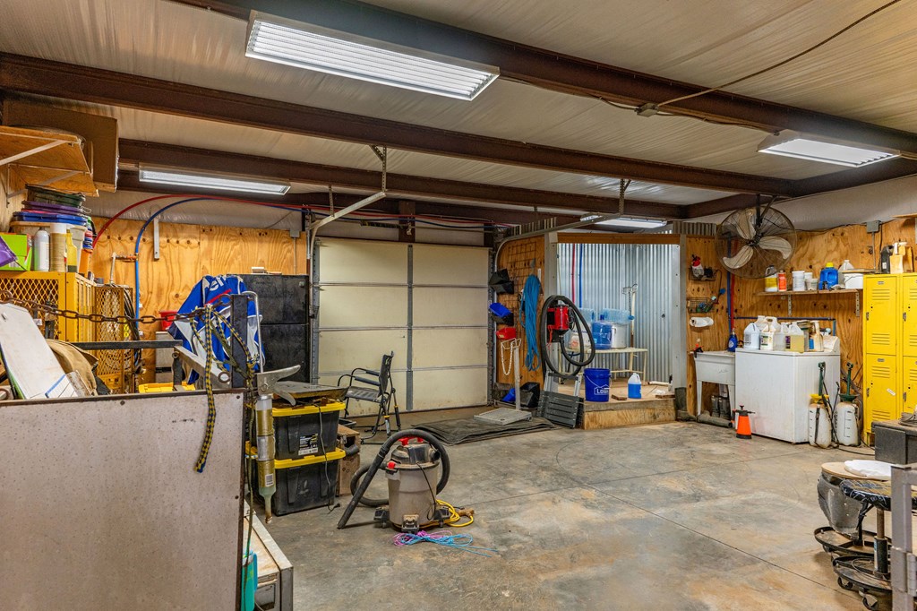2912 County Rd C3400