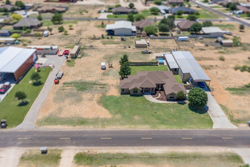 2704 S County Rd 1067