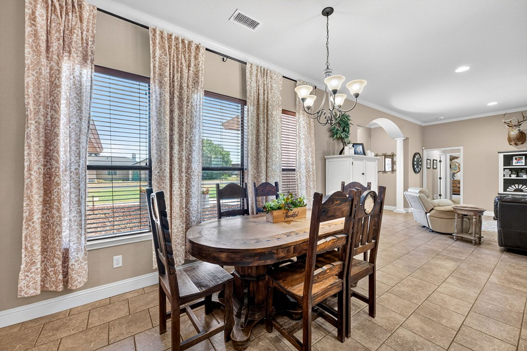 2704 S County Rd 1067