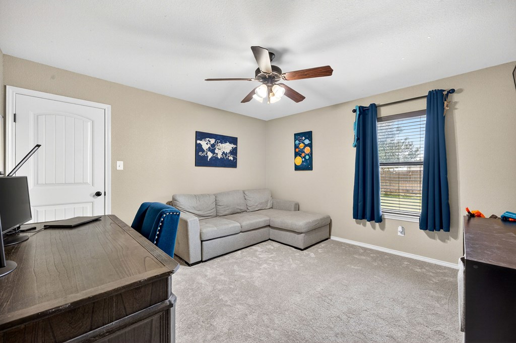 2704 S County Rd 1067