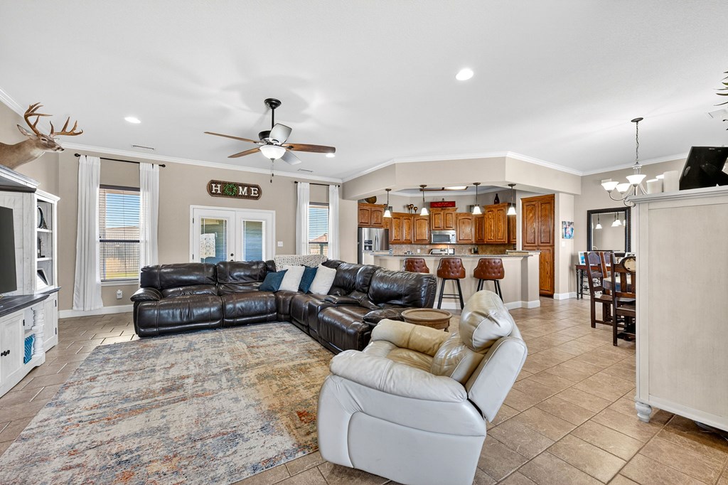 2704 S County Rd 1067