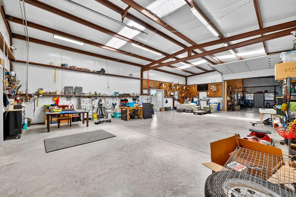 2704 S County Rd 1067