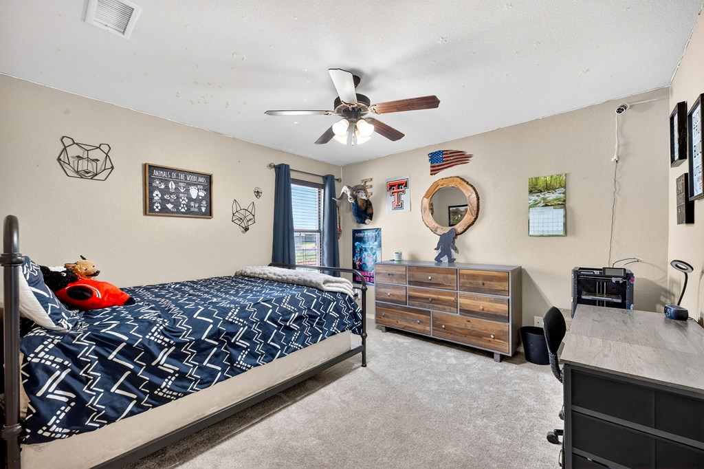 2704 S County Rd 1067