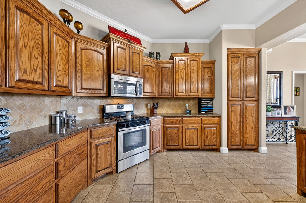 2704 S County Rd 1067
