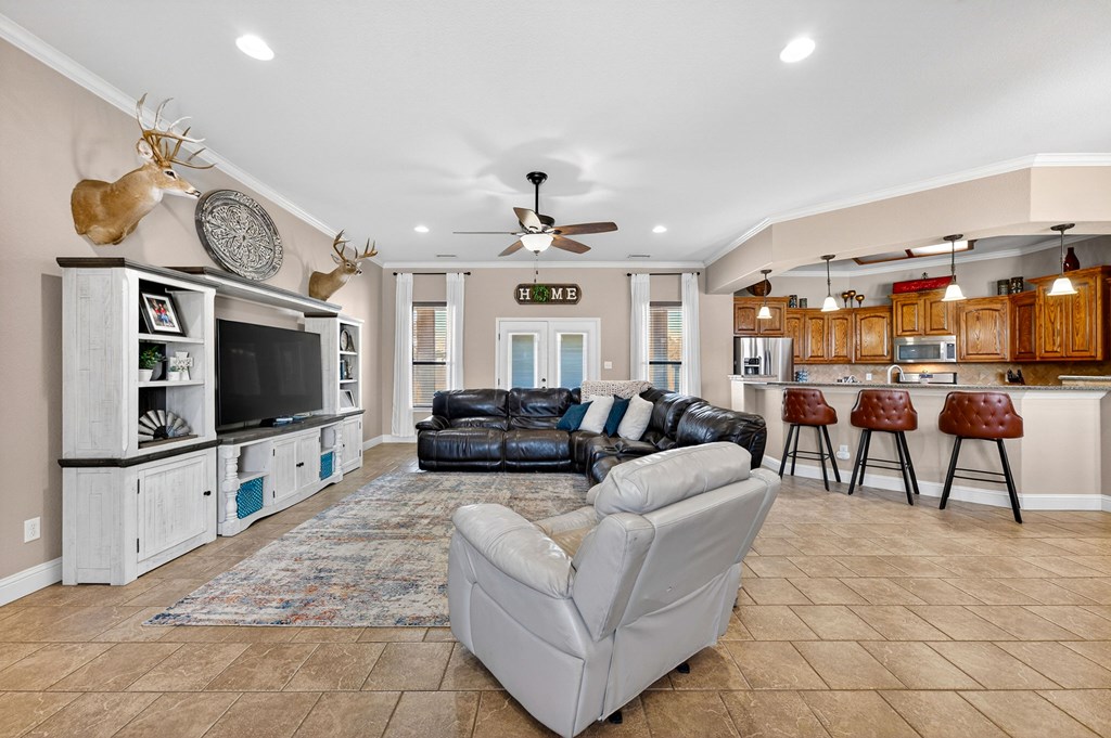 2704 S County Rd 1067